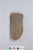 藏品(打製石斧)的圖片